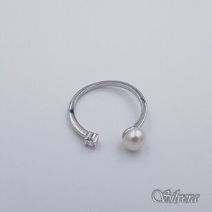 Sudraba gredzens ar kultivētu pērli un cirkonu Z622; 17,5 mm